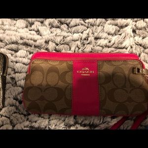 Coach wallet
